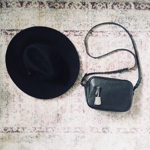 Forever 21 Wide Brim Wool Hat